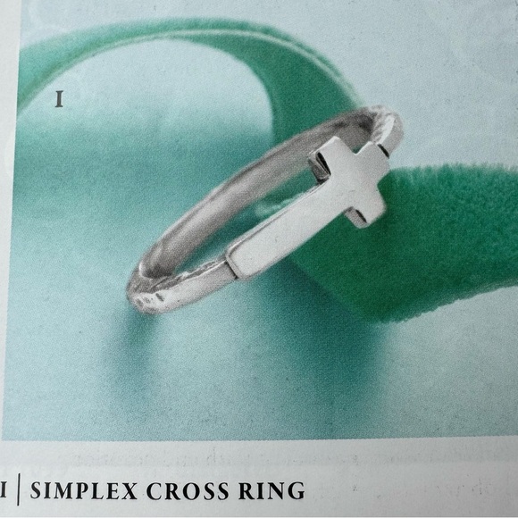 Silpada Simple Cross Ring In Pouch With Box - Picture 11 of 11